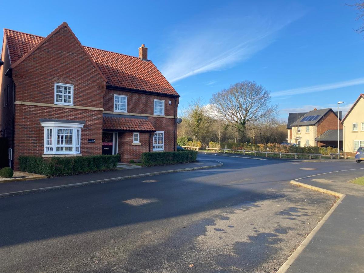 Stansted Coach House Apartment Elsenham Exterior photo